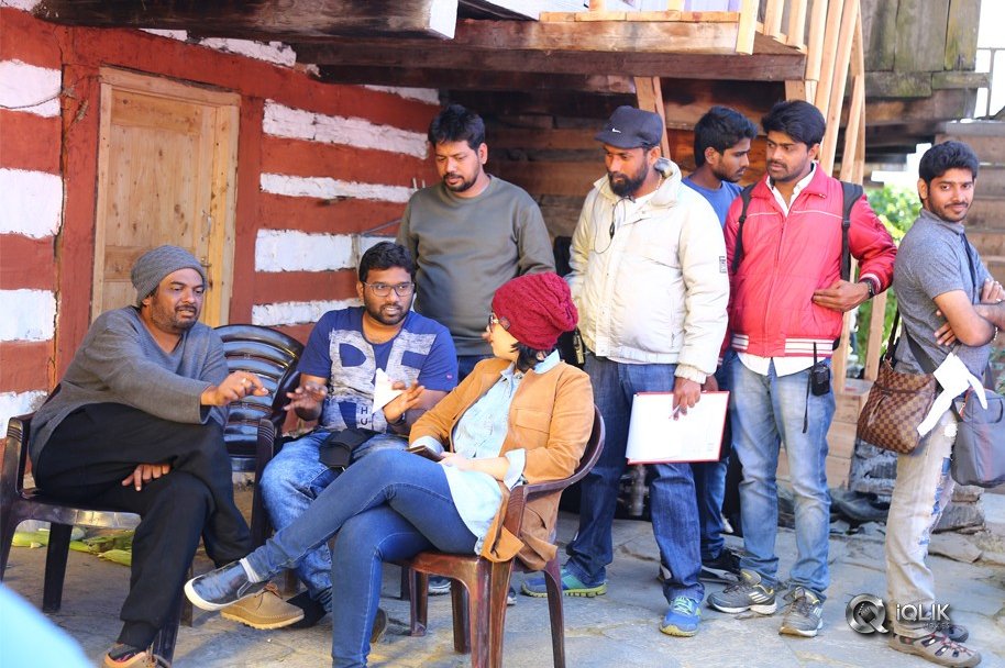 Mehbooba-Movie-Working-Stills
